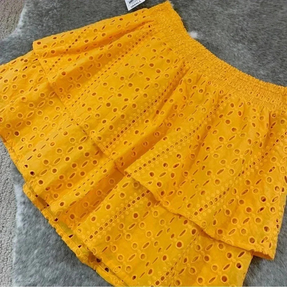 NWT Smocked Eyelet Skirt - Picture 7 of 11